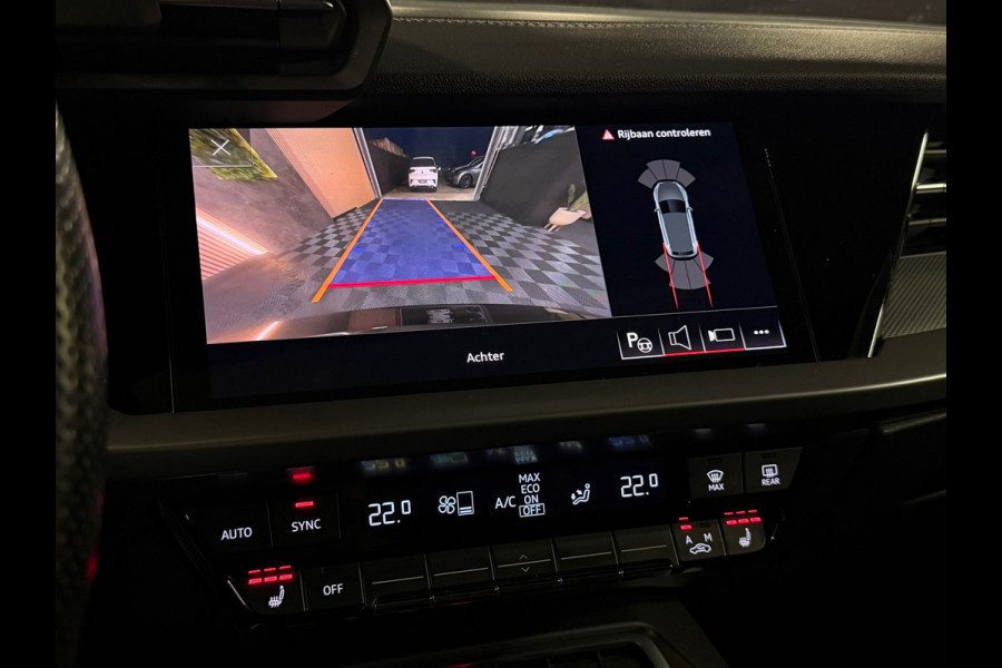 Audi S3 Sportback 2.0 TFSI quattro Edition One |PANORAMADAK|B&O|KEYLESS|CARPLAY|310PK|SFEERVERLICHTING|DEALER ONDERHOUDEN|2023 VOL
