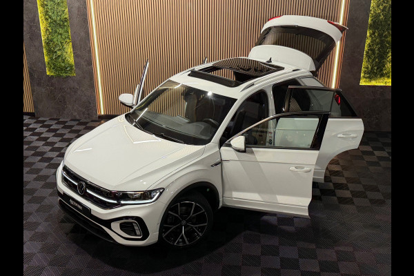 Volkswagen T-Roc 1.5 TSI R-Line Business+ |PANORAMADAK|BEATS BY DRE|MASSAGE|IQ LIGHTS|KEYLESS|DEALER ONDERHOUDEN|TREKHAAK|SFEERVER