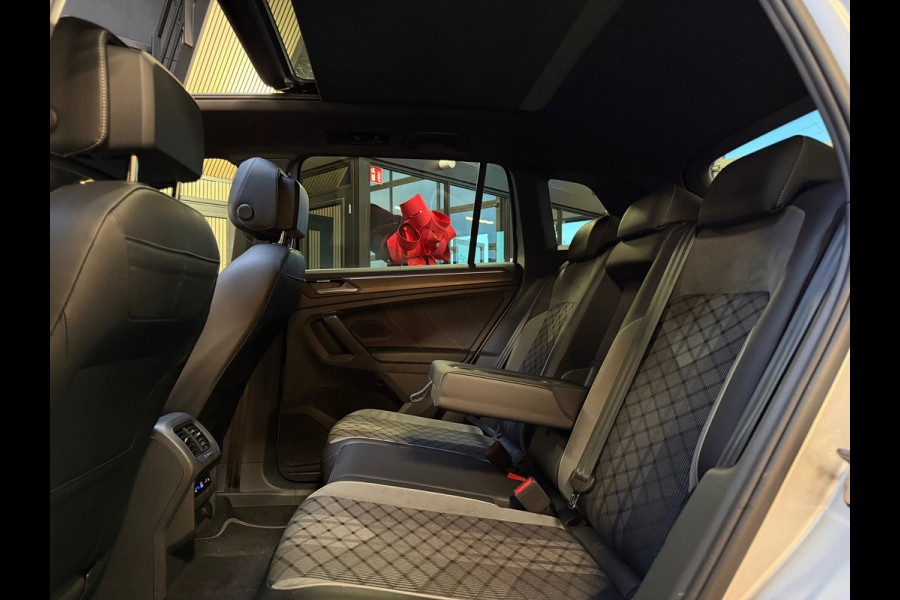 Volkswagen Tiguan 1.4 TSI eHybrid 3X R-Line Business+ |245PK|PANO|IQ LIGHT|VIRTUAL|DEALER ONDERHOUDEN|TREKHAAK|NIGHTPAKKET|VOL!