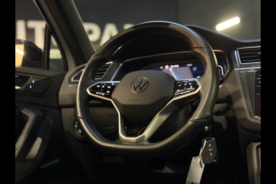 Volkswagen Tiguan 1.4 TSI eHybrid 3X R-Line Business+ |245PK|PANO|IQ LIGHT|VIRTUAL|DEALER ONDERHOUDEN|TREKHAAK|NIGHTPAKKET|VOL!