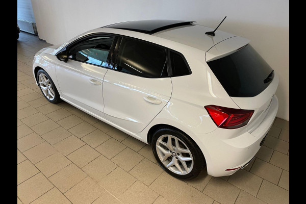 Seat Ibiza 1.0 TSI FR Business Intense PANO ECC 18 inch Velgen