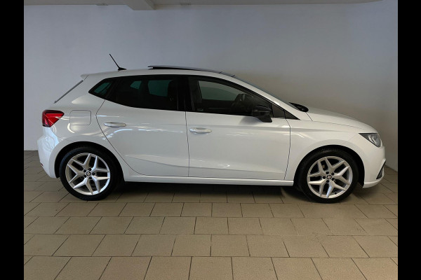 Seat Ibiza 1.0 TSI FR Business Intense PANO ECC 18 inch Velgen
