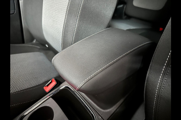 Opel Grandland 1.2 Turbo GS Line 130PK AIRCO CLIMA CRUISE NAVI VIA APP APPLE CARPLAY PDC SPORTINT VELG NIEUWSTAAT