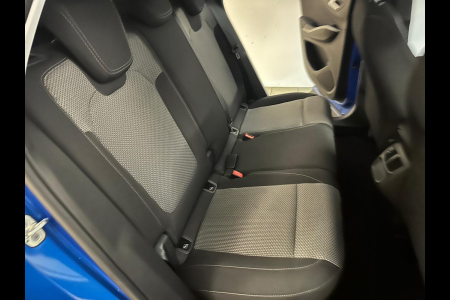 Opel Grandland 1.2 Turbo GS Line 130PK AIRCO CLIMA CRUISE NAVI VIA APP APPLE CARPLAY PDC SPORTINT VELG NIEUWSTAAT