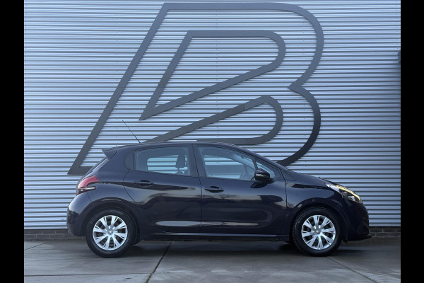 Peugeot 208 1.2 PureTech Blue Lion 1e Eigenaar|Navi|Airco|Cruise|D-Riem v.v. in 2024|N.A.P|PDC|Carplay|Nieuwe APK bij Aflevering