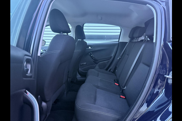 Peugeot 208 1.2 PureTech Blue Lion 1e Eigenaar|Navi|Airco|Cruise|D-Riem v.v. in 2024|N.A.P|PDC|Carplay|Nieuwe APK bij Aflevering