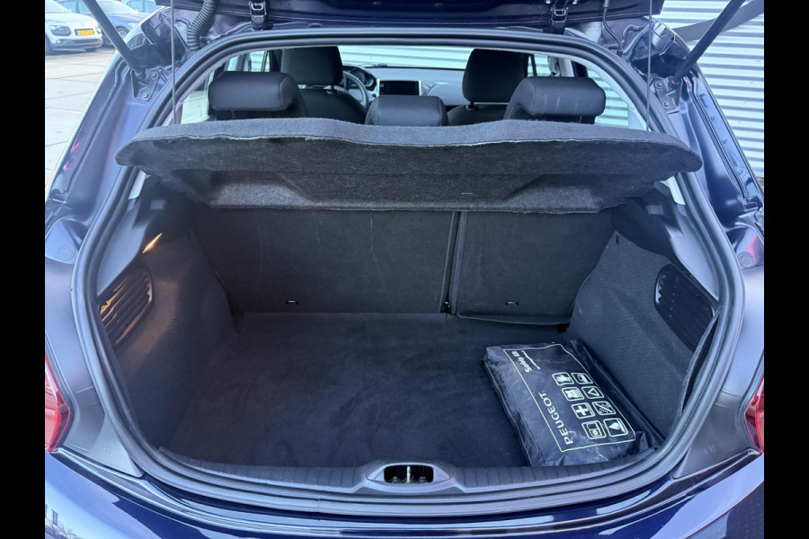 Peugeot 208 1.2 PureTech Blue Lion 1e Eigenaar|Navi|Airco|Cruise|D-Riem v.v. in 2024|N.A.P|PDC|Carplay|Nieuwe APK bij Aflevering