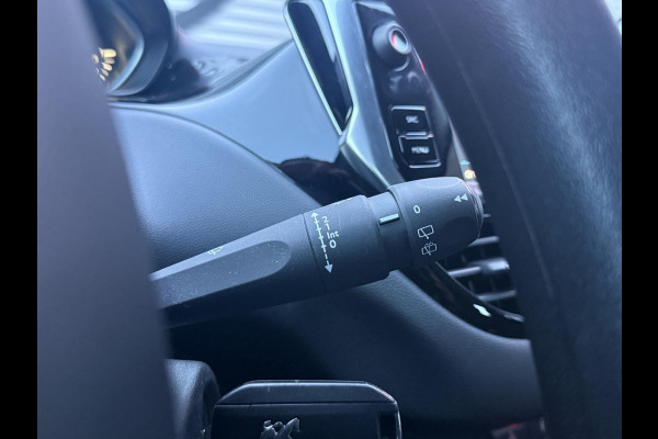 Peugeot 208 1.2 PureTech Blue Lion 1e Eigenaar|Navi|Airco|Cruise|D-Riem v.v. in 2024|N.A.P|PDC|Carplay|Nieuwe APK bij Aflevering