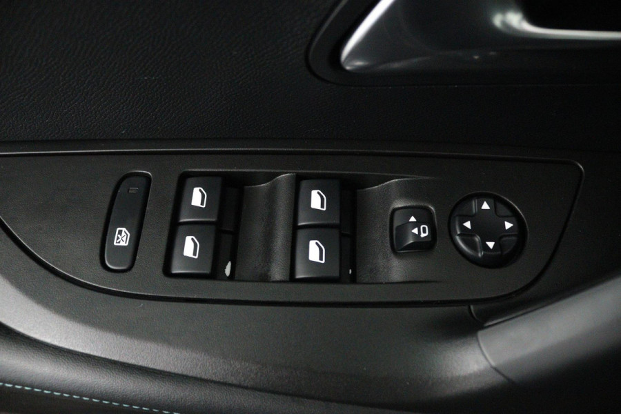 Peugeot 2008 1.2 PureTech Blue Lease Allure (NAVIGATIE, CAMERA, PDC, CARPLAY, LED, 1e EIGENAAR, GOED ONDERHOUDEN)