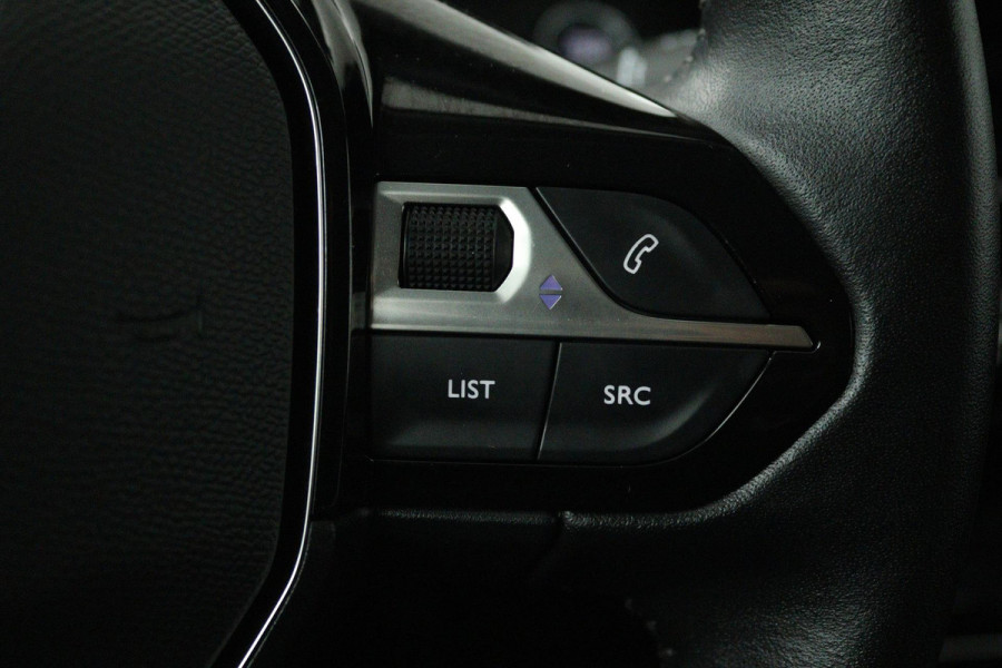 Peugeot 2008 1.2 PureTech Blue Lease Allure (NAVIGATIE, CAMERA, PDC, CARPLAY, LED, 1e EIGENAAR, GOED ONDERHOUDEN)