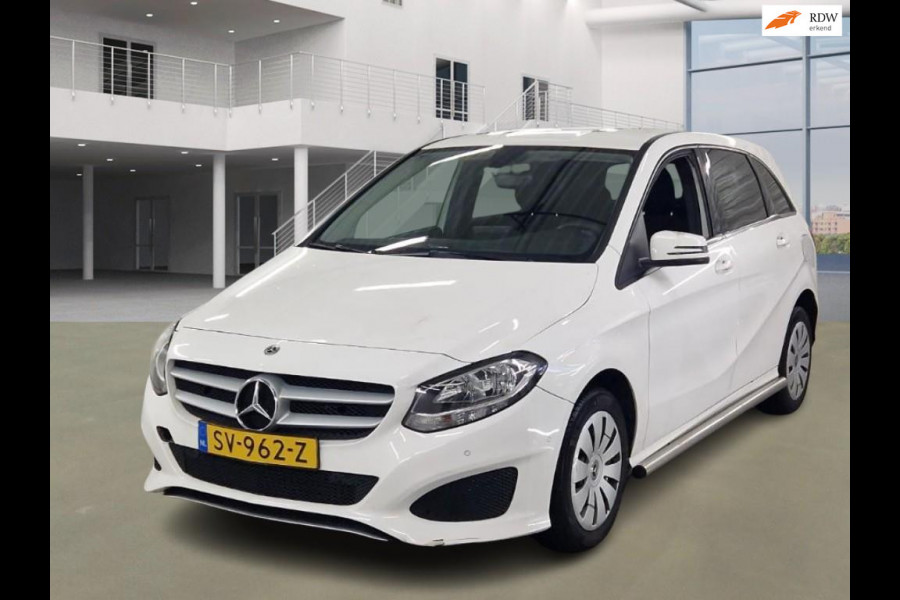 Mercedes-Benz B-Klasse 220 d Ambition Automaat 1 Ste EIg Dealer Onderhouden