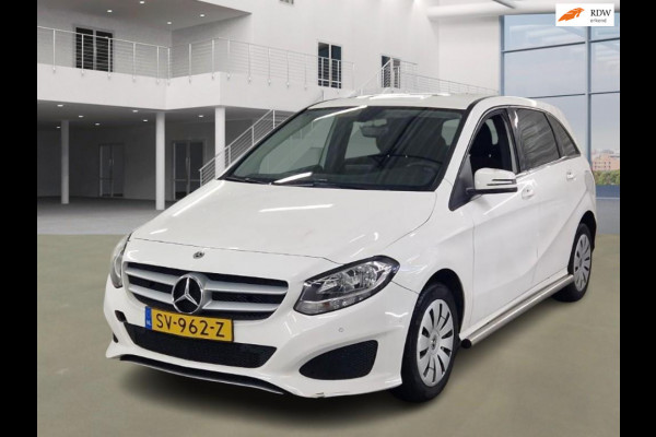 Mercedes-Benz B-Klasse 220 d Ambition Automaat 1 Ste EIg Dealer Onderhouden