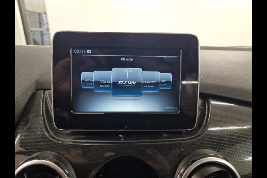 Mercedes-Benz B-Klasse 220 d Ambition Automaat 1 Ste EIg Dealer Onderhouden