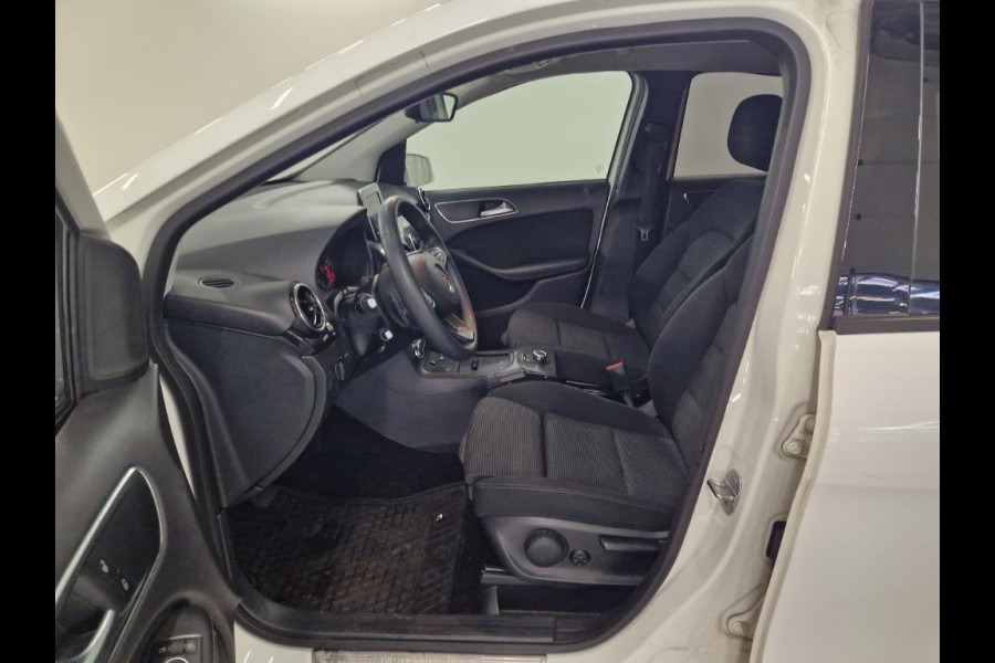 Mercedes-Benz B-Klasse 220 d Ambition Automaat 1 Ste EIg Dealer Onderhouden