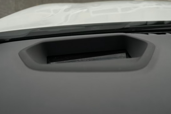 BMW 5 Serie Touring 530e M-SPORT PRO ** LASER, M-SPORT SPORTST, PANORAMA, ACC, HuD, 19-inch LMV ** 1e EIG - UNFALLFREI - BMW GAR ** ** INFORMEER OOK NAAR ONZE AANTREKKELIJKE FINANCIAL-LEASE TARIEVEN **