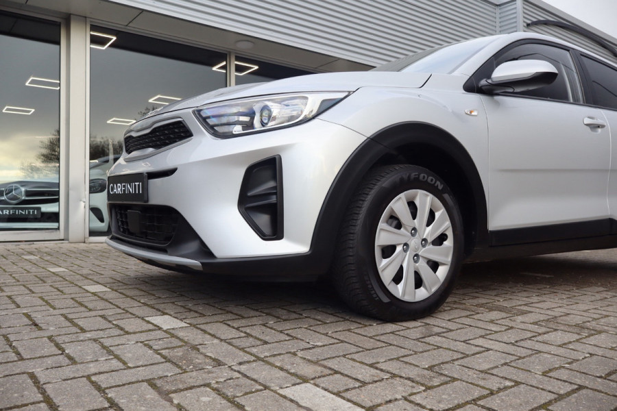 Kia Stonic 1.0 T-GDi MHEV DynamicLine 120 Pk Automaat / Carplay / Airco / Cruise.