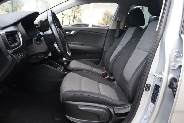 Kia Stonic 1.0 T-GDi MHEV DynamicLine 120 Pk Automaat / Carplay / Airco / Cruise.