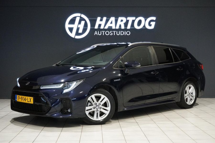 Toyota Corolla 1.8 Hybrid Style + DODEHOEK / STUURVERWARMING / VOORRUITVERWARMING