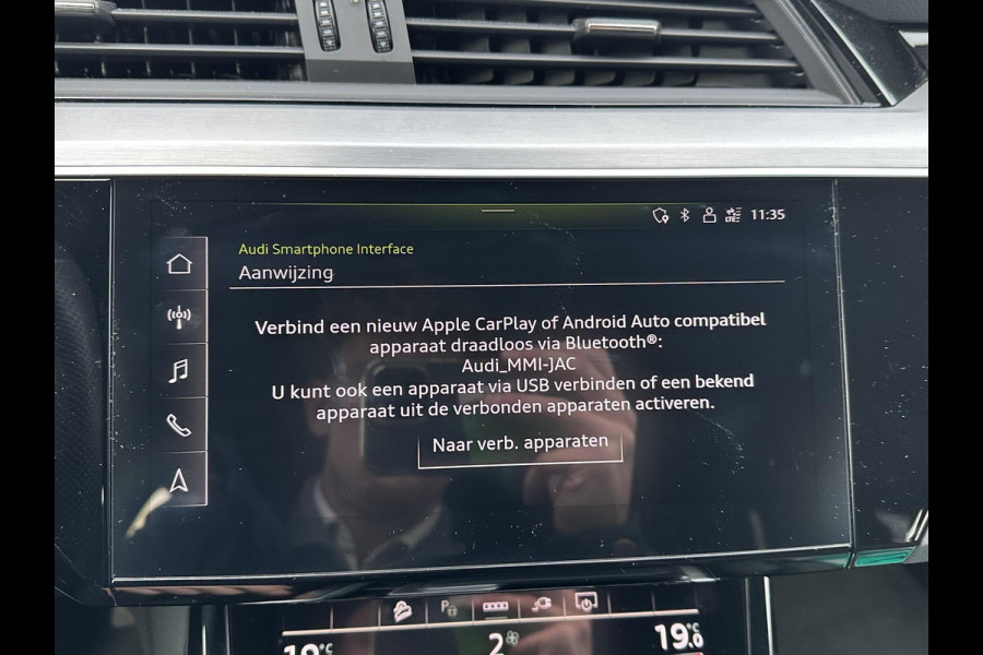 Audi e-tron 55 quattro S edition 95 kWh S-LINE BINNEN & BUITEN | SOH 94% | ORIG. NL AUTO | CAMERA | ELEK. KOFFERBAK | ADAPTIEVE CRUISE CONTROL | STOELVERWARMING | MEMORY SEATS |AFN. TREKHAAK | AUDI DEALER ONDERHOUDEN | RIJKLAAR + 12 MND BOVAG GARANTIE