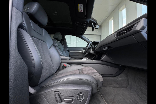 Audi e-tron E-tron quattro Launch edition Black 2x S - LINE, panoramadak, 1/2 lederen sportinterieur, vele opties, NL auto