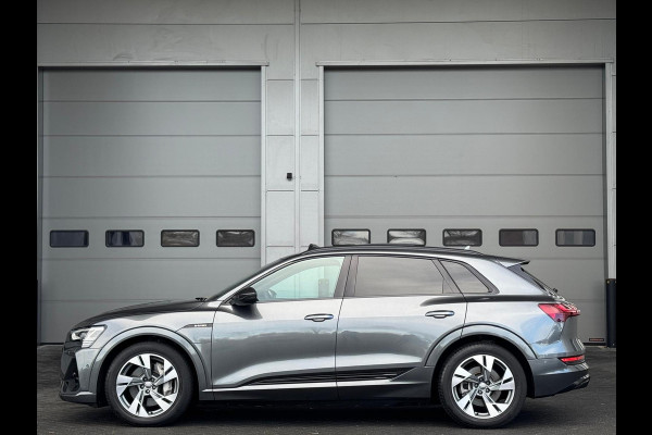 Audi e-tron E-tron quattro Launch edition Black 2x S - LINE, panoramadak, 1/2 lederen sportinterieur, vele opties, NL auto