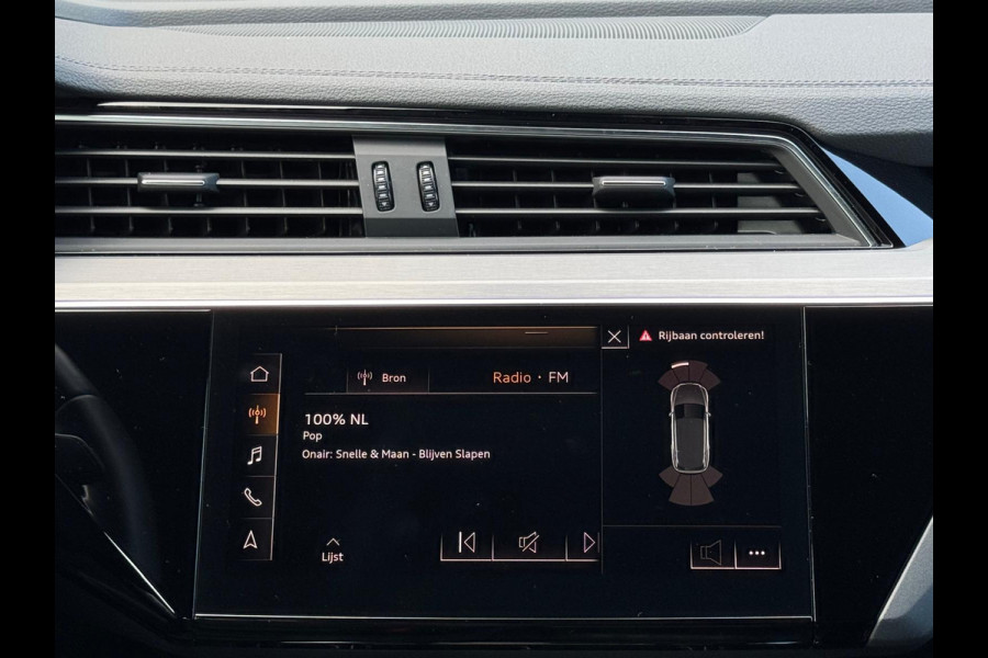 Audi e-tron E-tron quattro Launch edition Black 2x S - LINE, panoramadak, 1/2 lederen sportinterieur, vele opties, NL auto