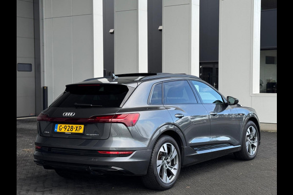 Audi e-tron E-tron quattro Launch edition Black 2x S - LINE, panoramadak, 1/2 lederen sportinterieur, vele opties, NL auto