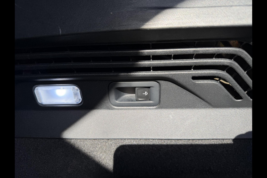 Volkswagen ID.4 GTX 4Motion 77 kWh 300PK | SOH 89% | WARMTEPOMP | HEADUP DISPLAY | ACC CRUISE CONTROLE |  ELECTRISCHE TREKHAAK | MATRIX-LED-KOPLAMP (IQ.LIGHT) | STOEL + STUURWIELVERWARMING | RIJKLAAR GELEVERD MET 12 MND BOVAG GARANTIE