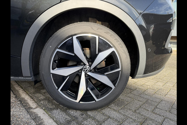 Volkswagen ID.4 GTX 4Motion 77 kWh 300PK | SOH 89% | WARMTEPOMP | HEADUP DISPLAY | ACC CRUISE CONTROLE |  ELECTRISCHE TREKHAAK | MATRIX-LED-KOPLAMP (IQ.LIGHT) | STOEL + STUURWIELVERWARMING | RIJKLAAR GELEVERD MET 12 MND BOVAG GARANTIE