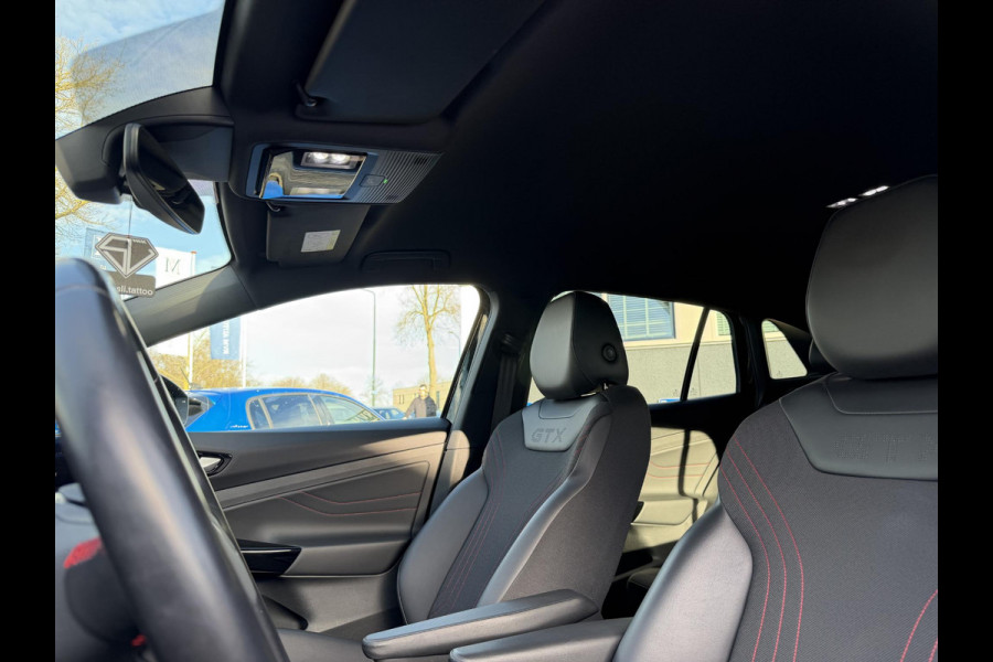 Volkswagen ID.4 GTX 4Motion 77 kWh 300PK | SOH 89% | WARMTEPOMP | HEADUP DISPLAY | ACC CRUISE CONTROLE |  ELECTRISCHE TREKHAAK | MATRIX-LED-KOPLAMP (IQ.LIGHT) | STOEL + STUURWIELVERWARMING | RIJKLAAR GELEVERD MET 12 MND BOVAG GARANTIE