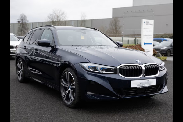 BMW 3 Serie Touring 330e (215kW / 292pk) ** ADAPT. LED, ADAPT CRUISE, HuD, LEDER, WIDESCR, 19-inch LMV ** 1e EIG - UNFALLFREI ** ** INFORMEER OOK NAAR ONZE AANTREKKELIJKE FINANCIAL-LEASE TARIEVEN **