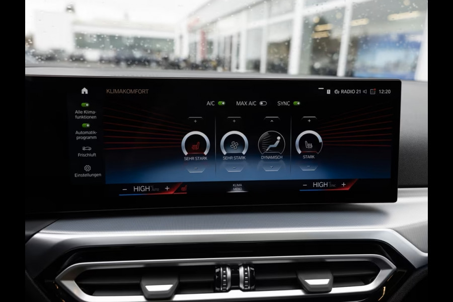 BMW 3 Serie Touring 330e (215kW / 292pk) ** ADAPT. LED, ADAPT CRUISE, HuD, LEDER, WIDESCR, 19-inch LMV ** 1e EIG - UNFALLFREI ** ** INFORMEER OOK NAAR ONZE AANTREKKELIJKE FINANCIAL-LEASE TARIEVEN **