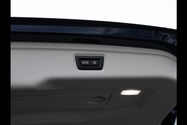 BMW 3 Serie Touring 330e (215kW / 292pk) ** ADAPT. LED, ADAPT CRUISE, HuD, LEDER, WIDESCR, 19-inch LMV ** 1e EIG - UNFALLFREI ** ** INFORMEER OOK NAAR ONZE AANTREKKELIJKE FINANCIAL-LEASE TARIEVEN **