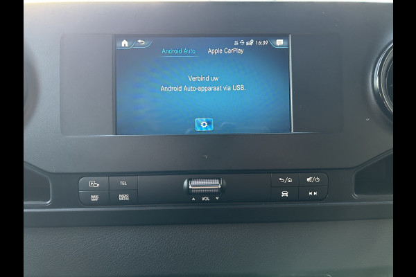 Mercedes-Benz Sprinter 317 CDI L2 H2 Automaat / 360 Camera / MBUX / Navigatie / Cruise control / Airco / 270 Graden achterdeuren