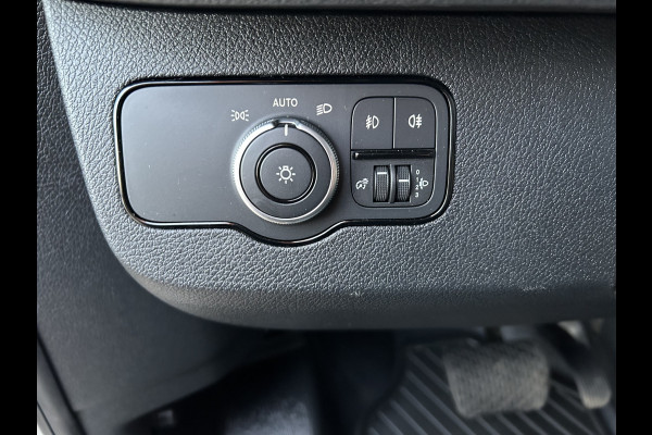 Mercedes-Benz Sprinter 317 CDI L2 H2 Automaat / 360 Camera / MBUX / Navigatie / Cruise control / Airco / 270 Graden achterdeuren