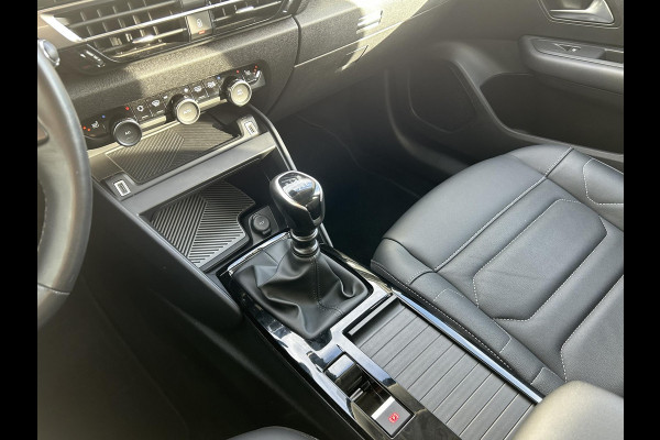 Citroën C4 1.2 PT 130 Shine | Leder | Massagestoelen | Trekhaak | Prijs is rijklaar