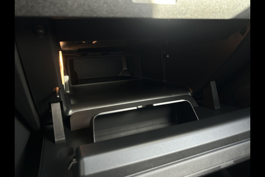 Citroën C4 1.2 PT 130 Shine | Leder | Massagestoelen | Trekhaak | Prijs is rijklaar