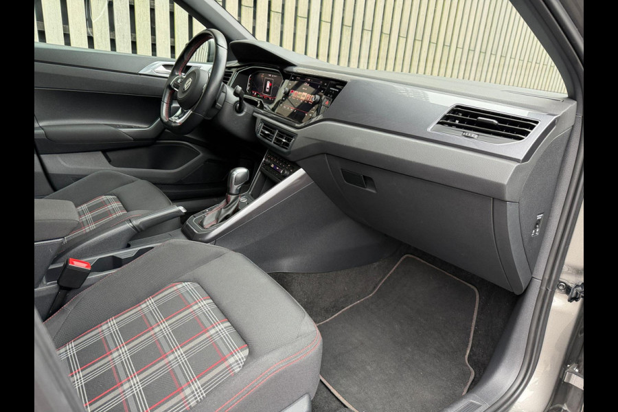 Volkswagen Polo 2.0 TSI GTI /Panodak /Camera /Led /Beats