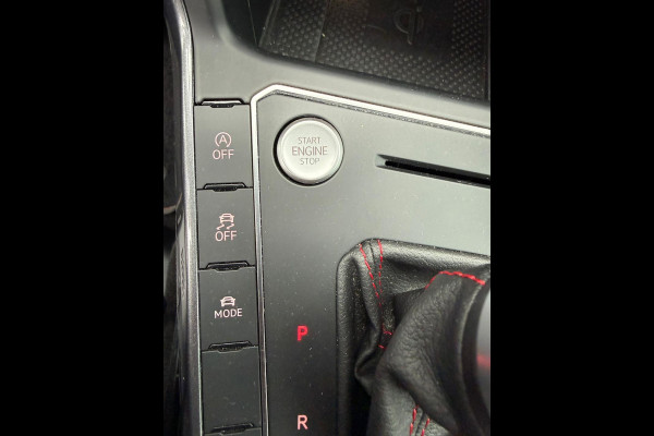 Volkswagen Polo 2.0 TSI GTI /Panodak /Camera /Led /Beats