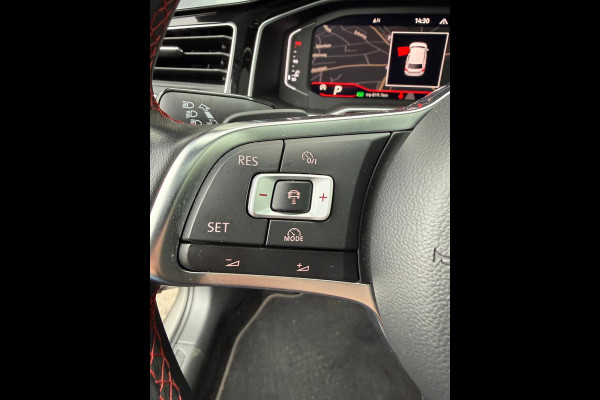 Volkswagen Polo 2.0 TSI GTI /Panodak /Camera /Led /Beats