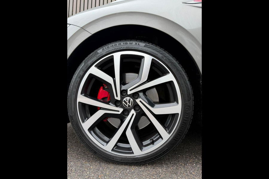 Volkswagen Polo 2.0 TSI GTI /Panodak /Camera /Led /Beats