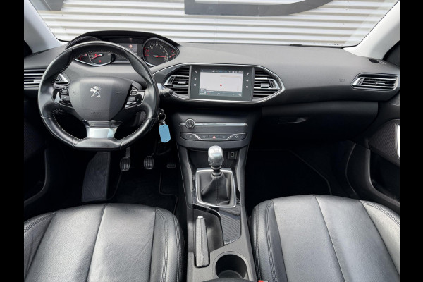 Peugeot 308 1.2 PureTech Blue Lease Executive 1e Eigenaar|Navi|Pano|D-Riem v.v.|Carplay|Clima|Leder|Cruise|N.A.P|APK tot 07-2026