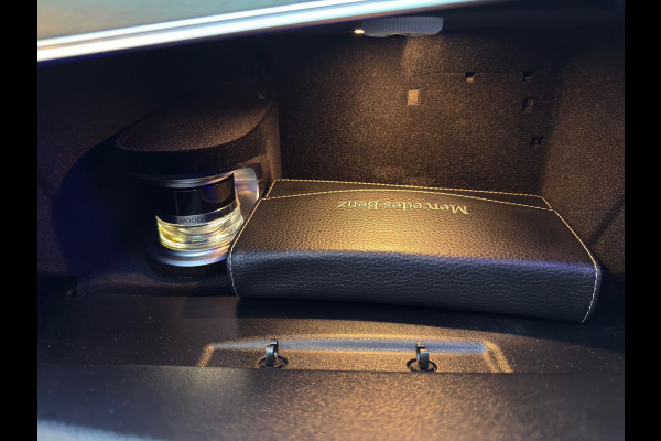 Mercedes-Benz E-Klasse 300 e AMG Line Facelift l Panoramadak l Virtual l Burmeister l Ambient l ACC l VDOH l