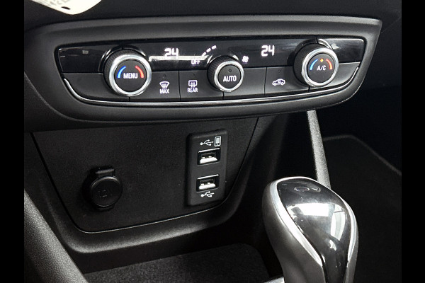 Opel Crossland 1.2 T 131PK Automaat Elegance / Distributie vv bij 89Dkm / Trekhaak / Cruise / Carplay / Lmv / Led / Ecc / Navi / Apk 03-2027