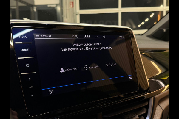 Volkswagen T-Roc 1.5 TSI R-Line Business+ |PANORAMADAK|BEATS BY DRE|MASSAGE|IQ LIGHTS|KEYLESS|DEALER ONDERHOUDEN|TREKHAAK|SFEERVER