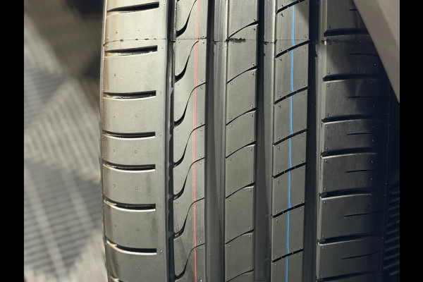 Volkswagen T-Roc 1.5 TSI R-Line Business+ |PANORAMADAK|BEATS BY DRE|MASSAGE|IQ LIGHTS|KEYLESS|DEALER ONDERHOUDEN|TREKHAAK|SFEERVER