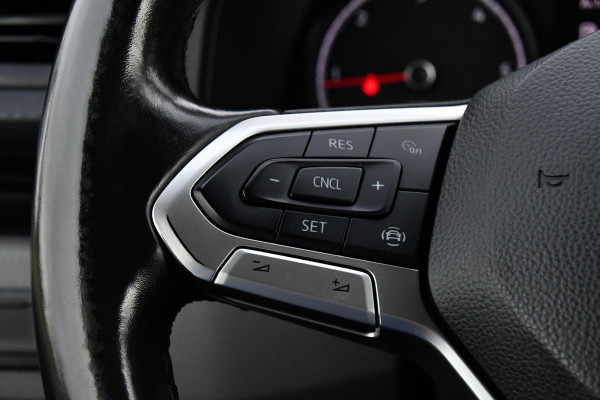 Volkswagen Transporter 2.0 TDI L2H1 30 Bulli Edition Cruise, Carplay, 150PK, Automaat, Sensoren, LED, PDC, 2 x Schuifdeur, Trekhaak, UNIEK!