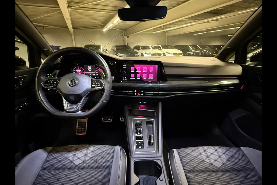 Volkswagen Golf 1.5 eTSI R-Line Business 8R Pack|Keyless|IQ