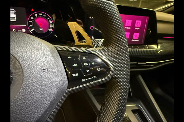 Volkswagen Golf 1.5 eTSI R-Line Business 8R Pack|Keyless|IQ