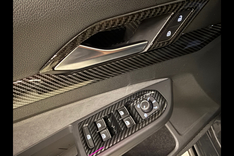 Volkswagen Golf 1.5 eTSI R-Line Business 8R Pack|Keyless|IQ